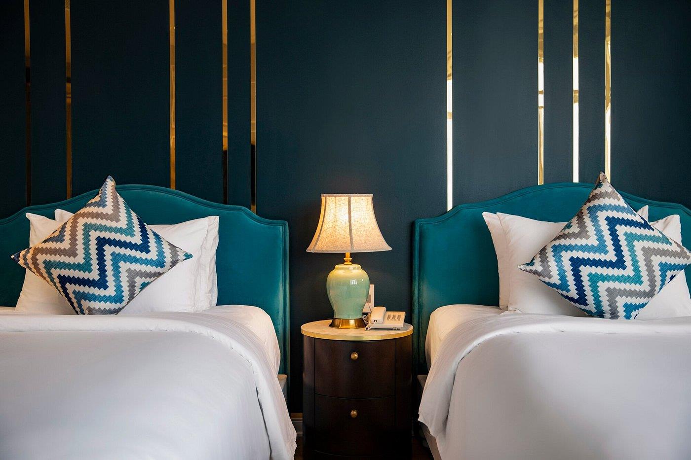 Angel Hotels Beach Danang 4*