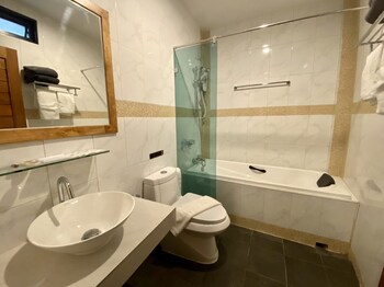 Paradise Land Resort 3*