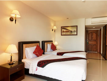 Pattaya Blue Sky 3*