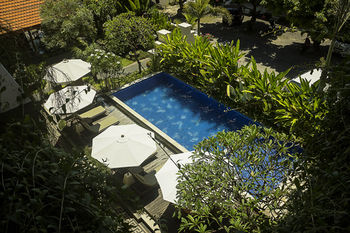 Pondok Anyar Hotel 2*
