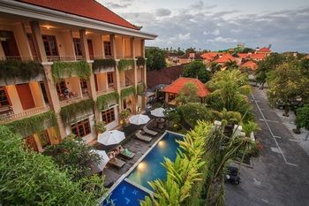 Pondok Anyar Hotel 2*