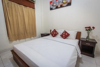 Pondok Anyar Hotel 2*