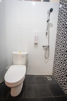 Pondok Anyar Hotel 2*