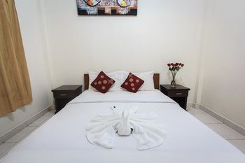 Pondok Anyar Hotel 2*