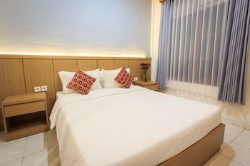 Pondok Anyar Hotel 2*