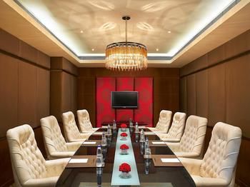 Sofitel Mumbai BKC 5*