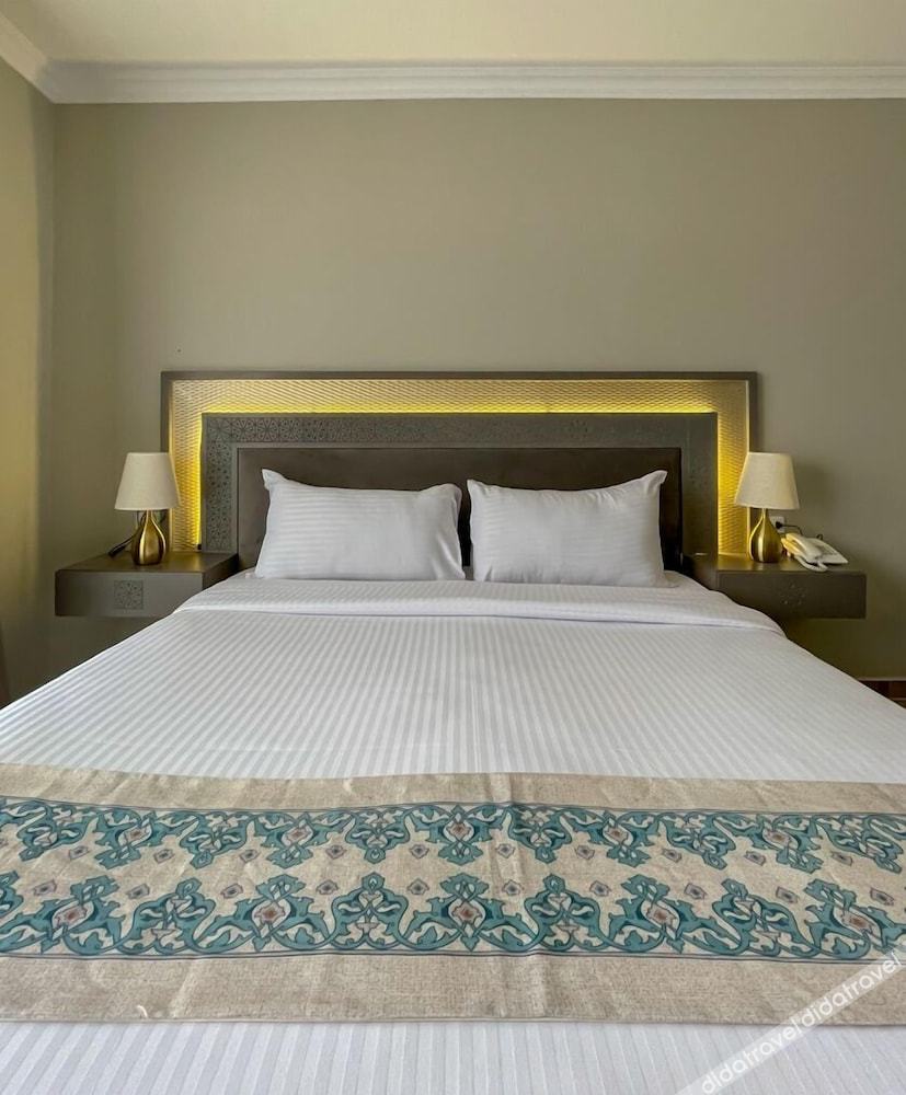 Mamlouk Pyramids Hotel 3*