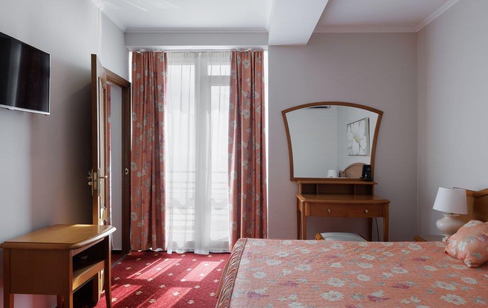 Престиж Отель (Просвещения 163) 4*