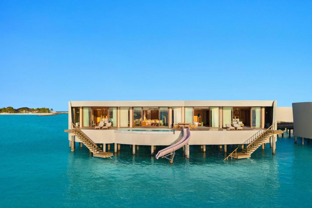 Centara Grand Lagoon Maldives 5*