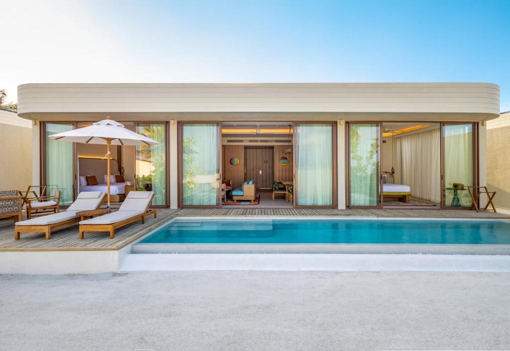 Centara Grand Lagoon Maldives 5*