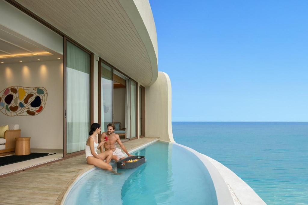 Centara Grand Lagoon Maldives 5*