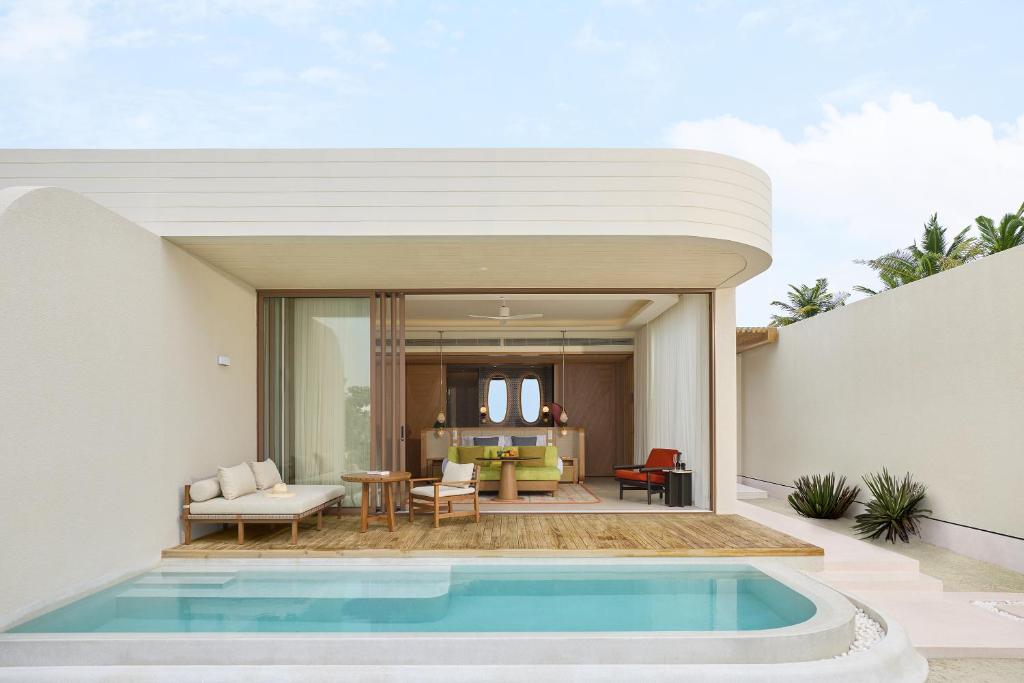 Centara Grand Lagoon Maldives 5*
