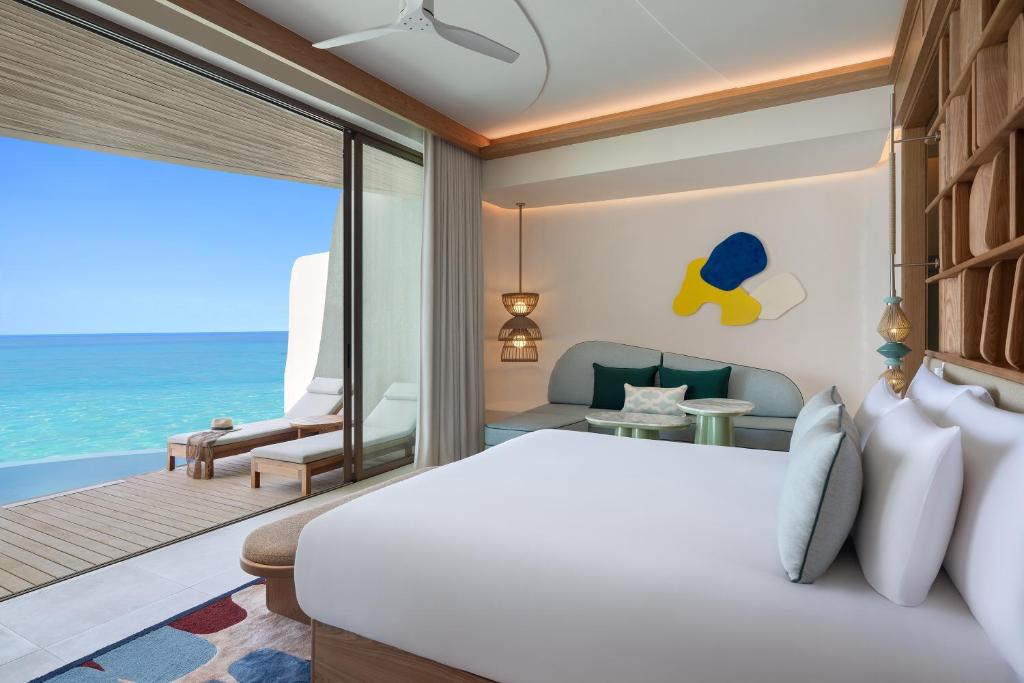 Centara Grand Lagoon Maldives 5*