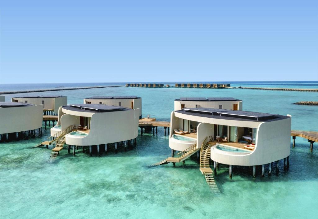 Centara Grand Lagoon Maldives 5*