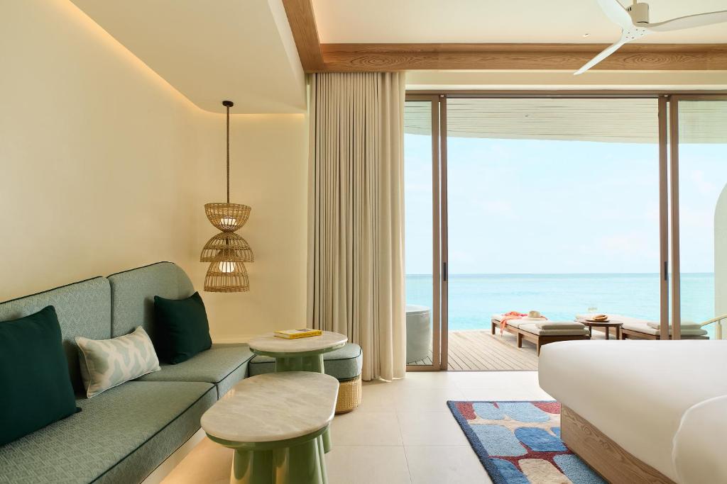Centara Grand Lagoon Maldives 5*