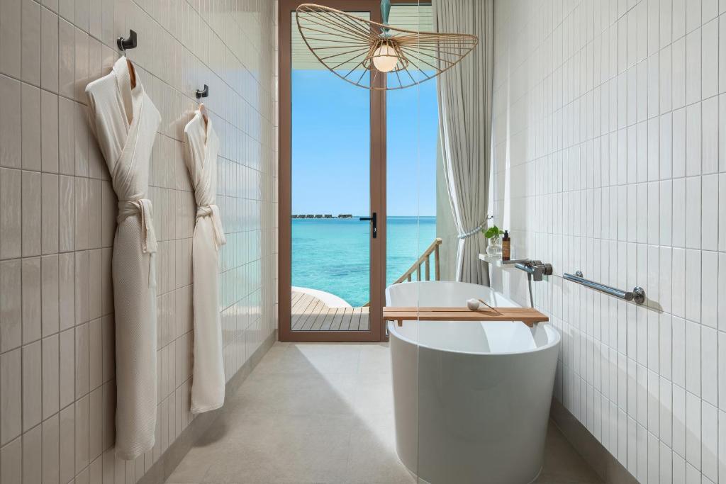 Centara Grand Lagoon Maldives 5*