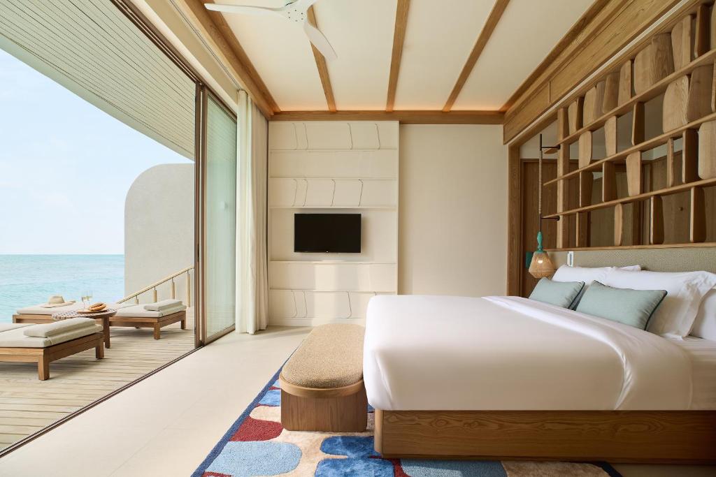 Centara Grand Lagoon Maldives 5*