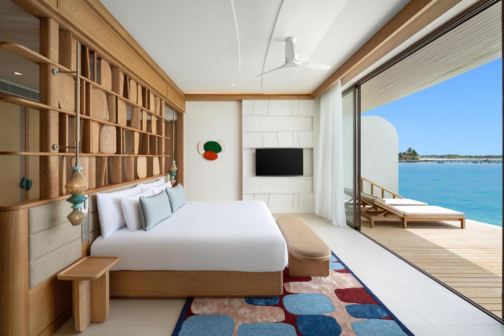 Centara Grand Lagoon Maldives 5*