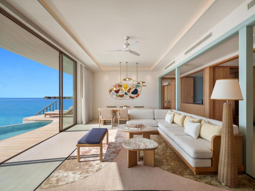 Centara Grand Lagoon Maldives 5*