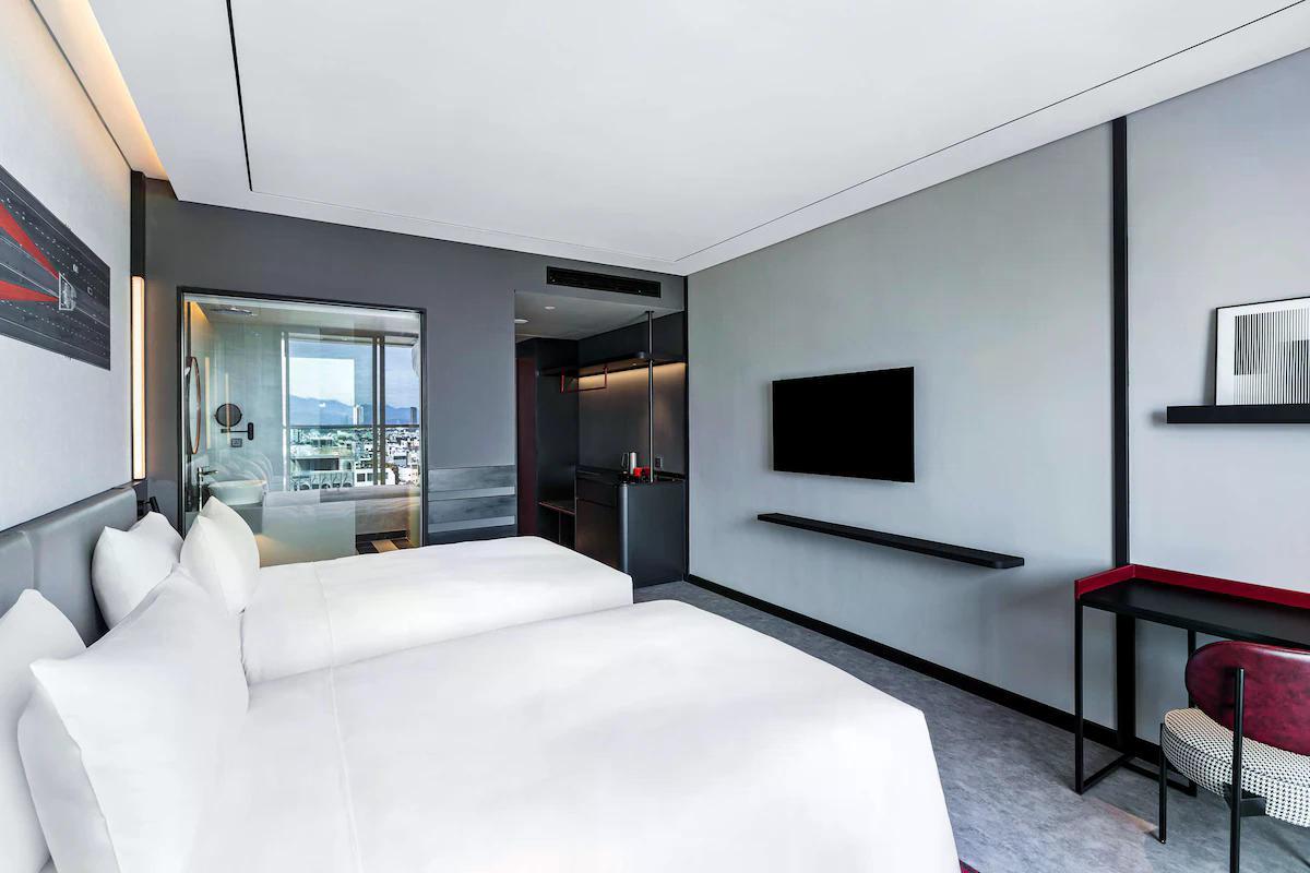 Radisson RED Danang 5*