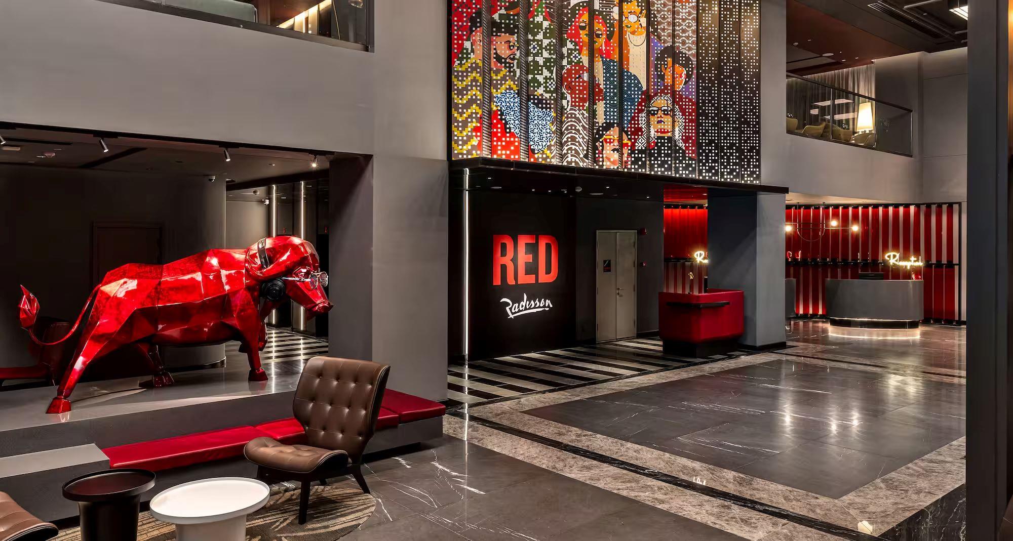 Radisson RED Danang 5*