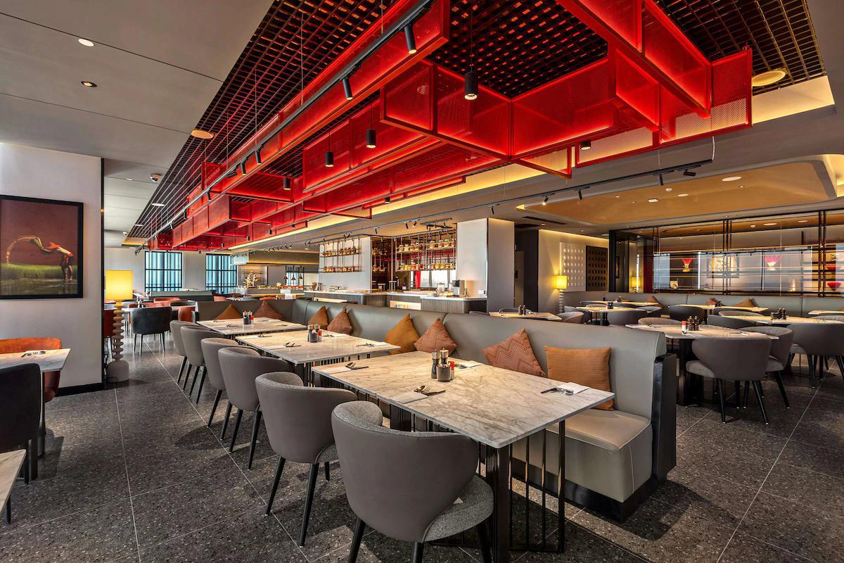 Radisson RED Danang 5*