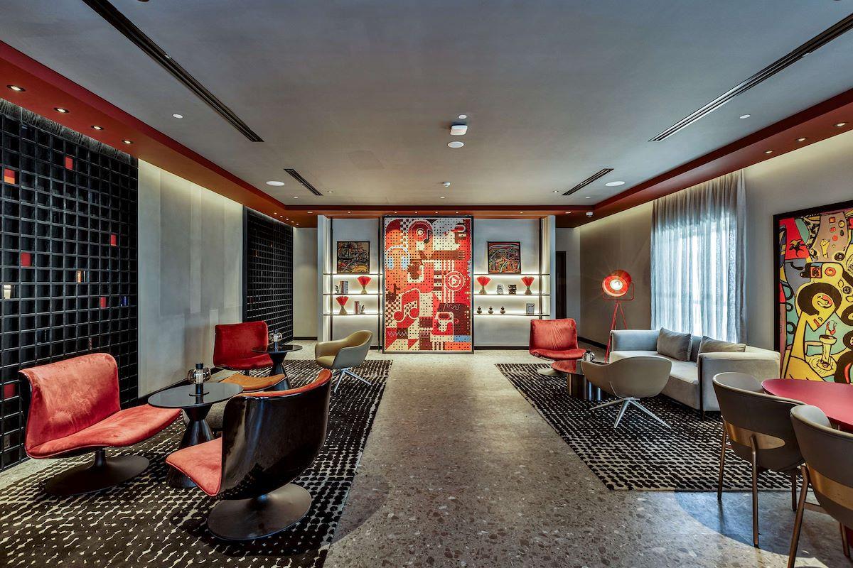 Radisson RED Danang 5*