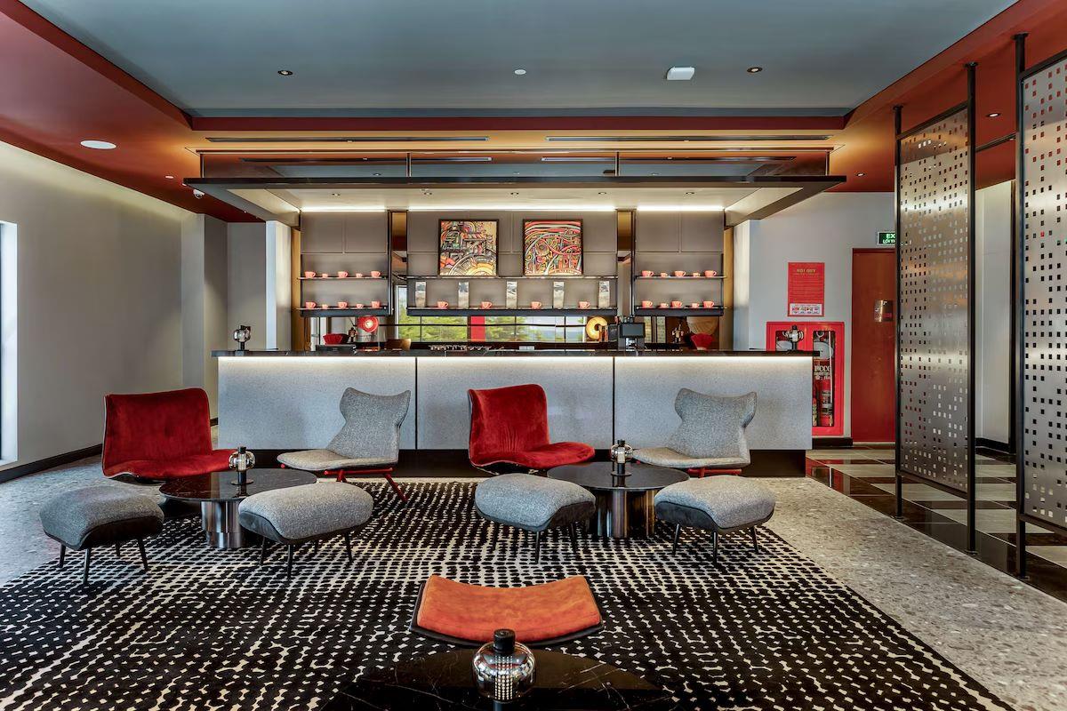 Radisson RED Danang 5*