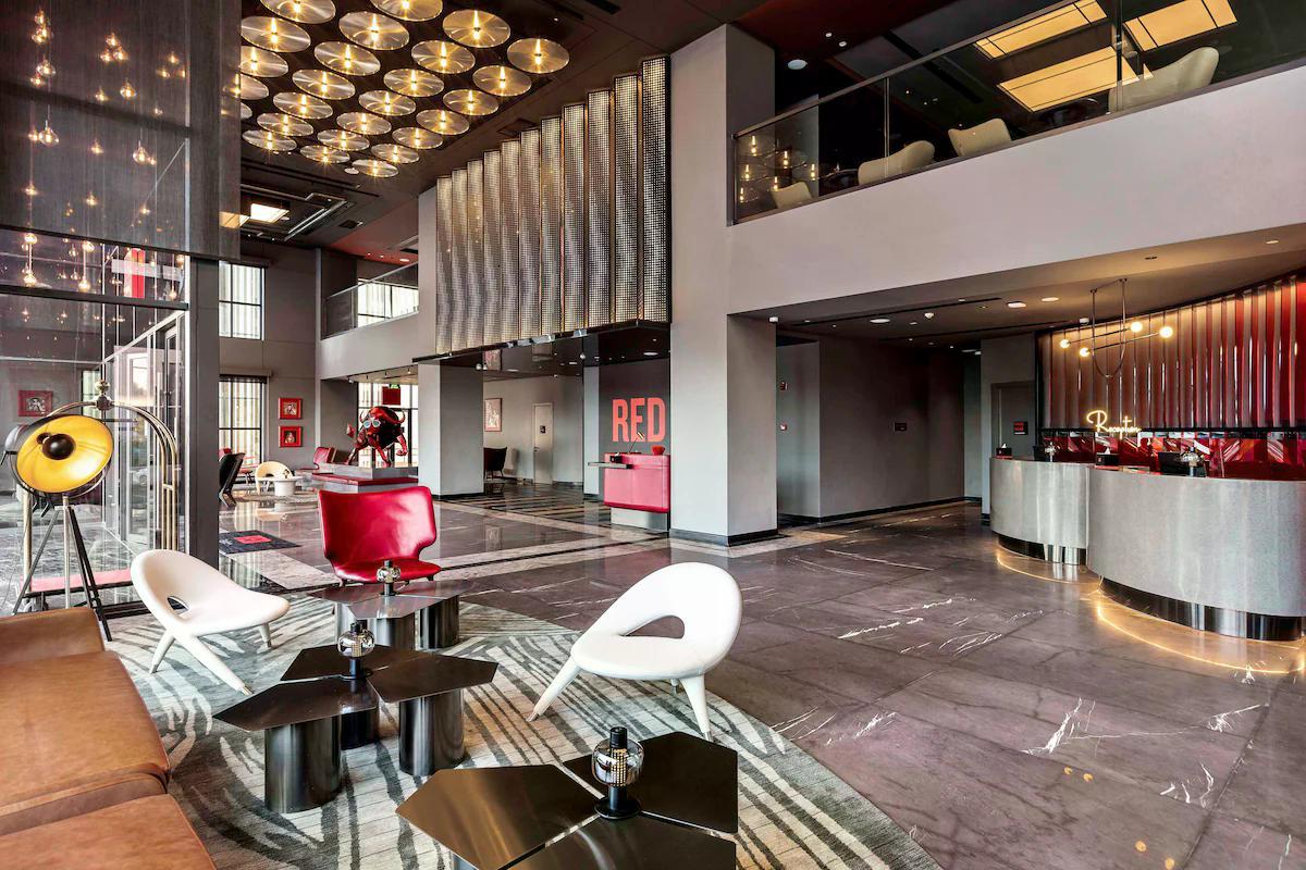 Radisson RED Danang 5*