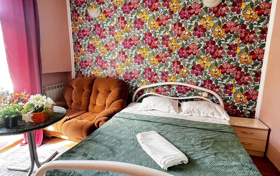 Отель Небуг 0*