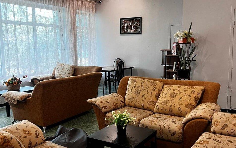 Отель Небуг 0*