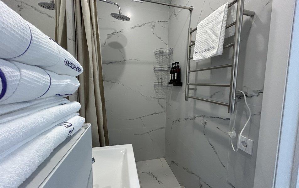 RentaSfera Ashe Platinum 0*