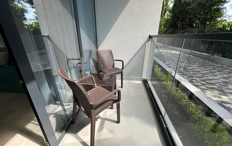 RentaSfera Ashe Platinum 0*