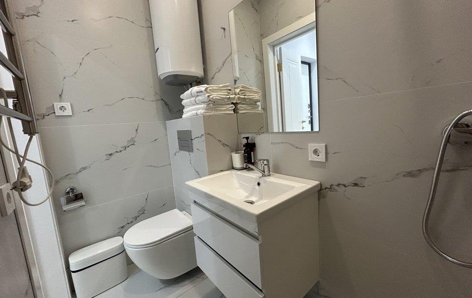 RentaSfera Ashe Platinum 0*