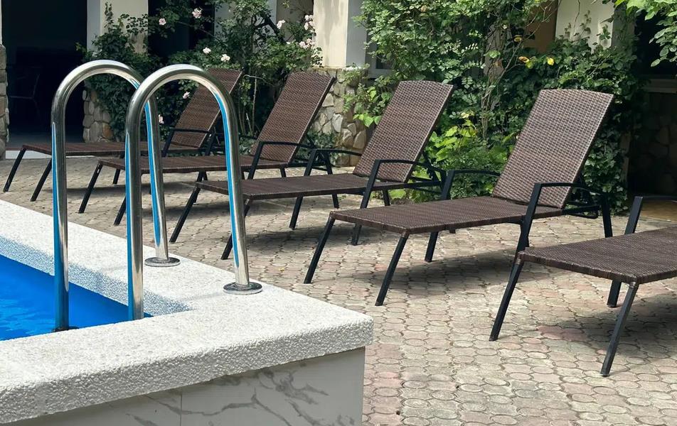 Come Inn на Кленовой 0*