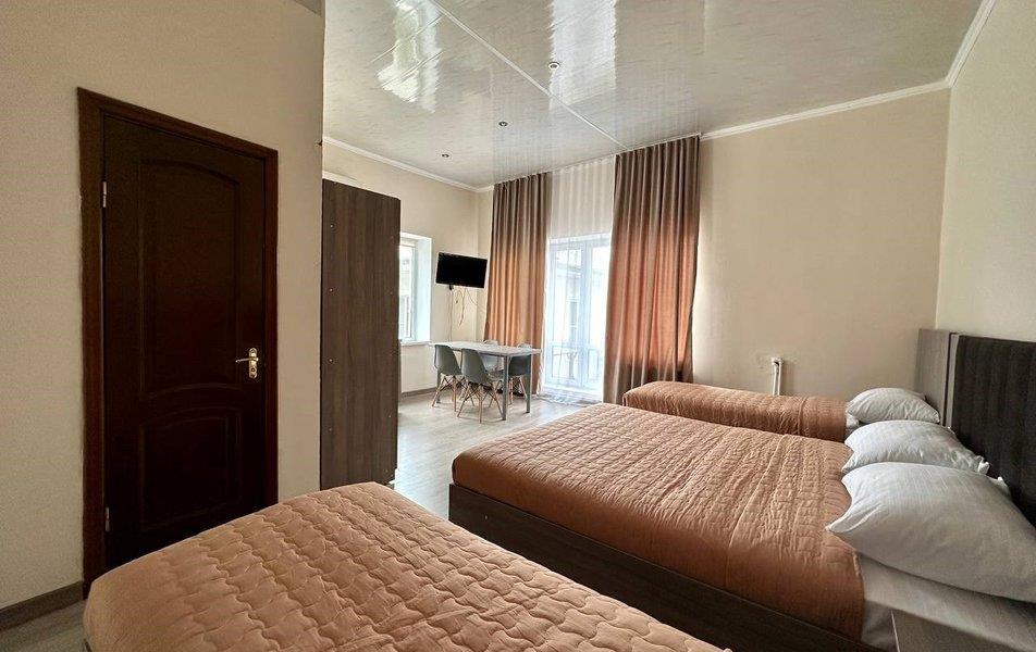 Come Inn на Кленовой 0*