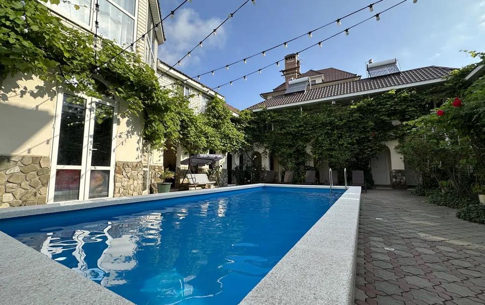 Come Inn на Кленовой 0*