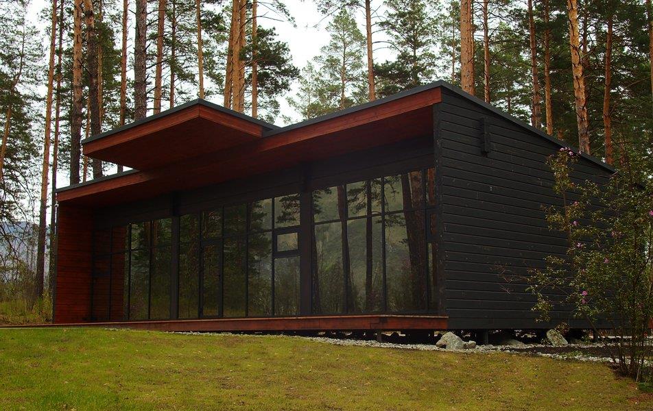 Хвоя в горах 5*