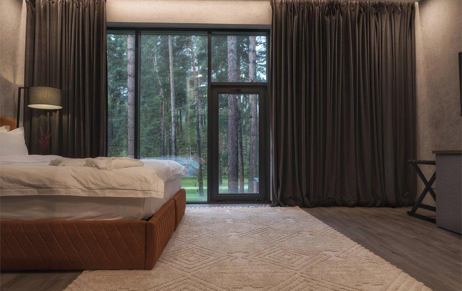 Хвоя в горах 5*