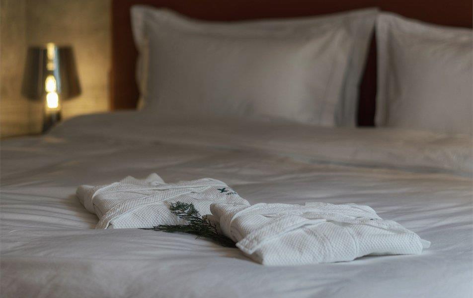 Хвоя в горах 5*