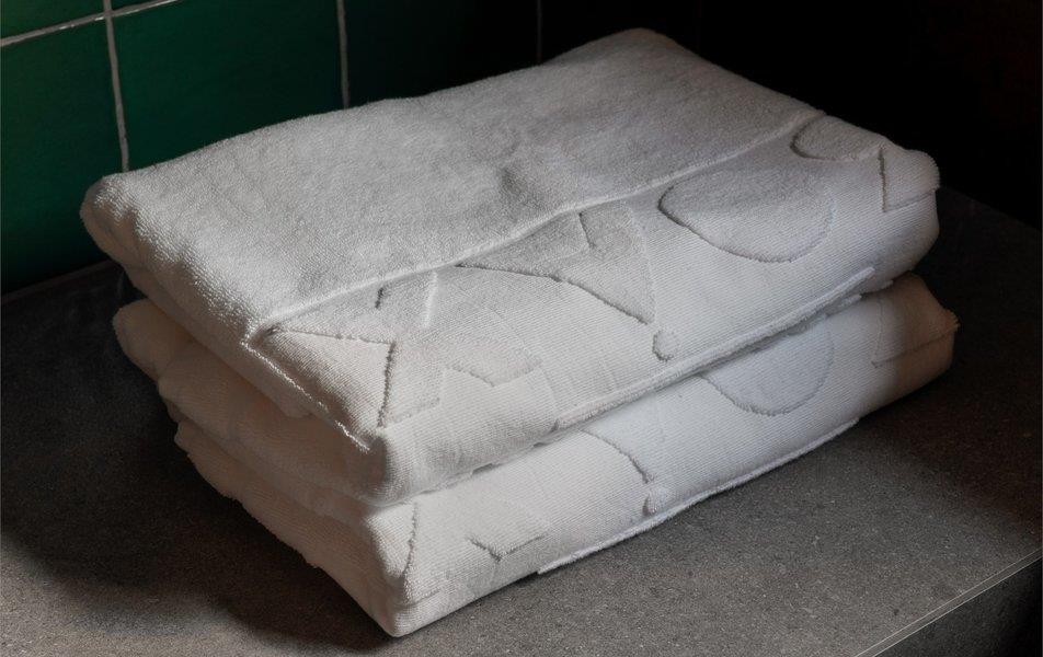 Хвоя в горах 5*