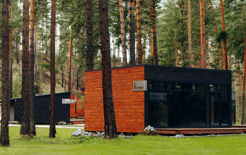 Хвоя в горах 5*