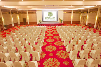 Emeralda Resort Ninh Binh 4*