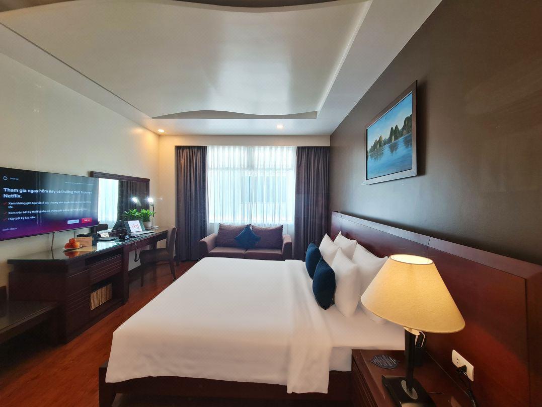 Kin Hotel Thi Sach 4*