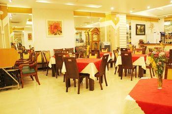Kin Hotel Thai Van Lung 4*