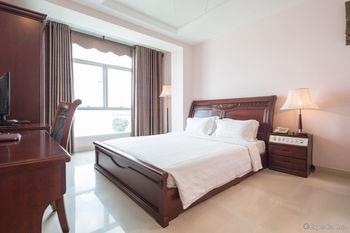 Kin Hotel Thai Van Lung 4*
