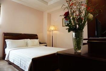 Kin Hotel Thai Van Lung 4*