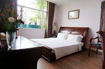 Kin Hotel Thai Van Lung 4*