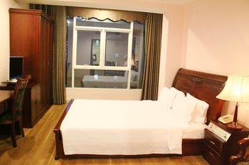Kin Hotel Thai Van Lung 4*