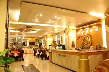 Kin Hotel Thai Van Lung 4*